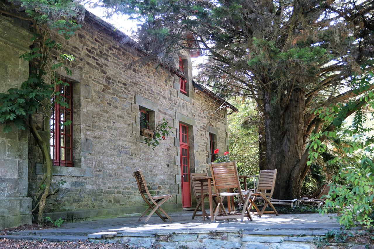 Cottage Du Manoir De Tregaray Sixt-sur-Aff Exterior foto