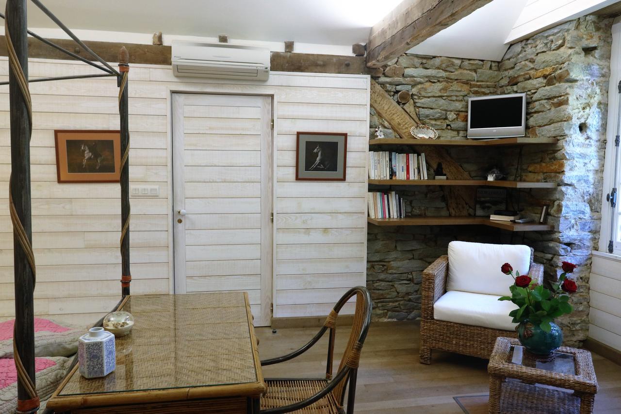 Cottage Du Manoir De Tregaray Sixt-sur-Aff Exterior foto